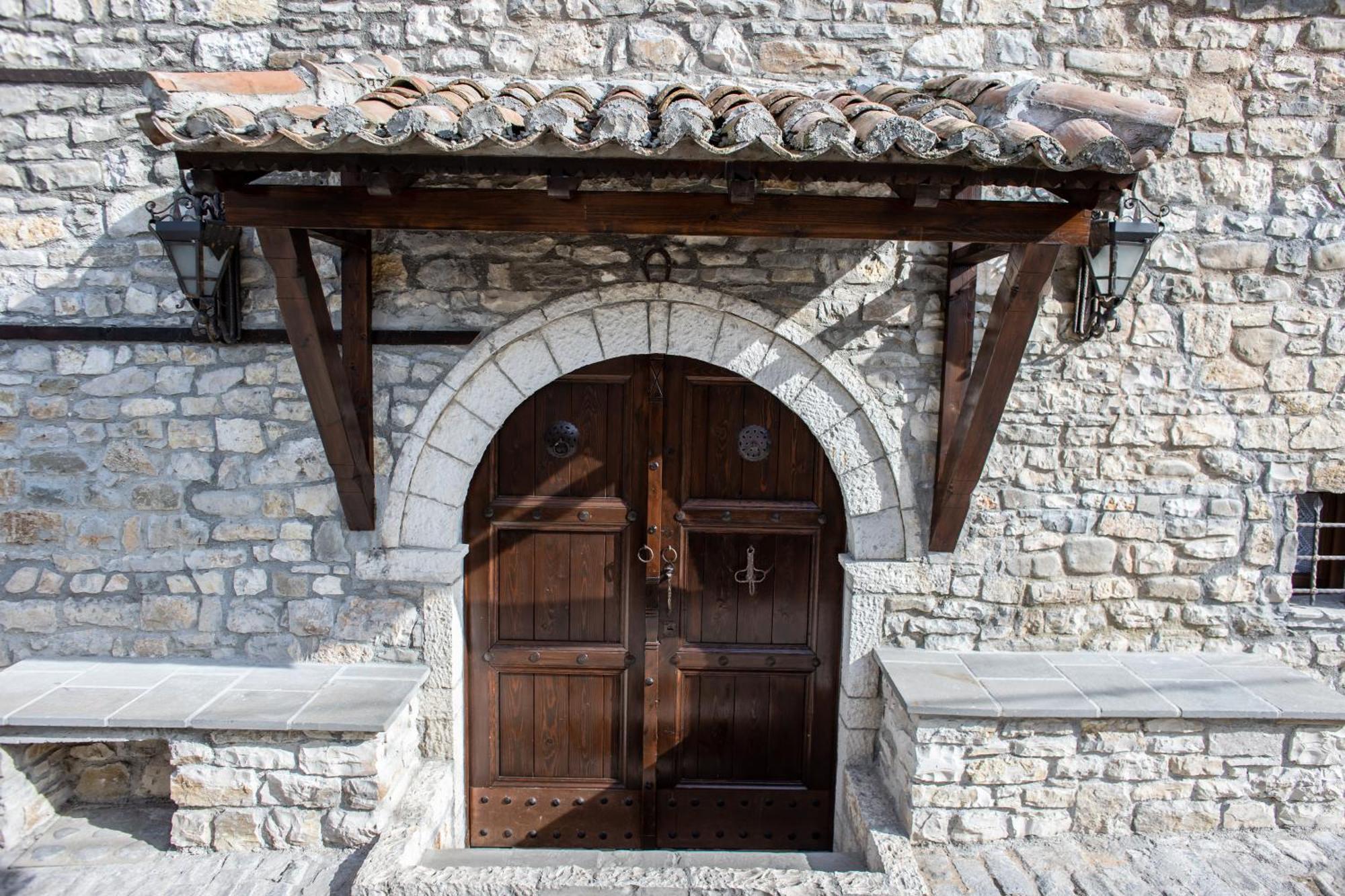 Vista Boutique Hotel Berat Exterior photo